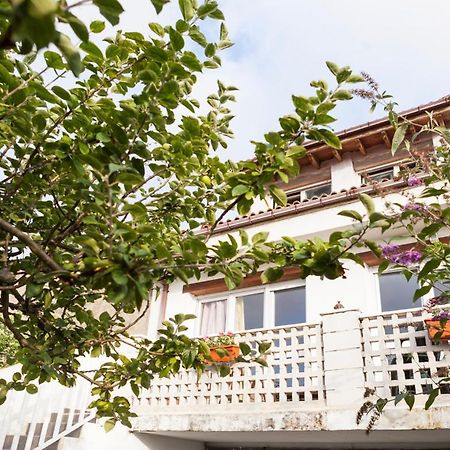 Habitaciones Estrella Del Norte ซานตานเดร์ ภายนอก รูปภาพ