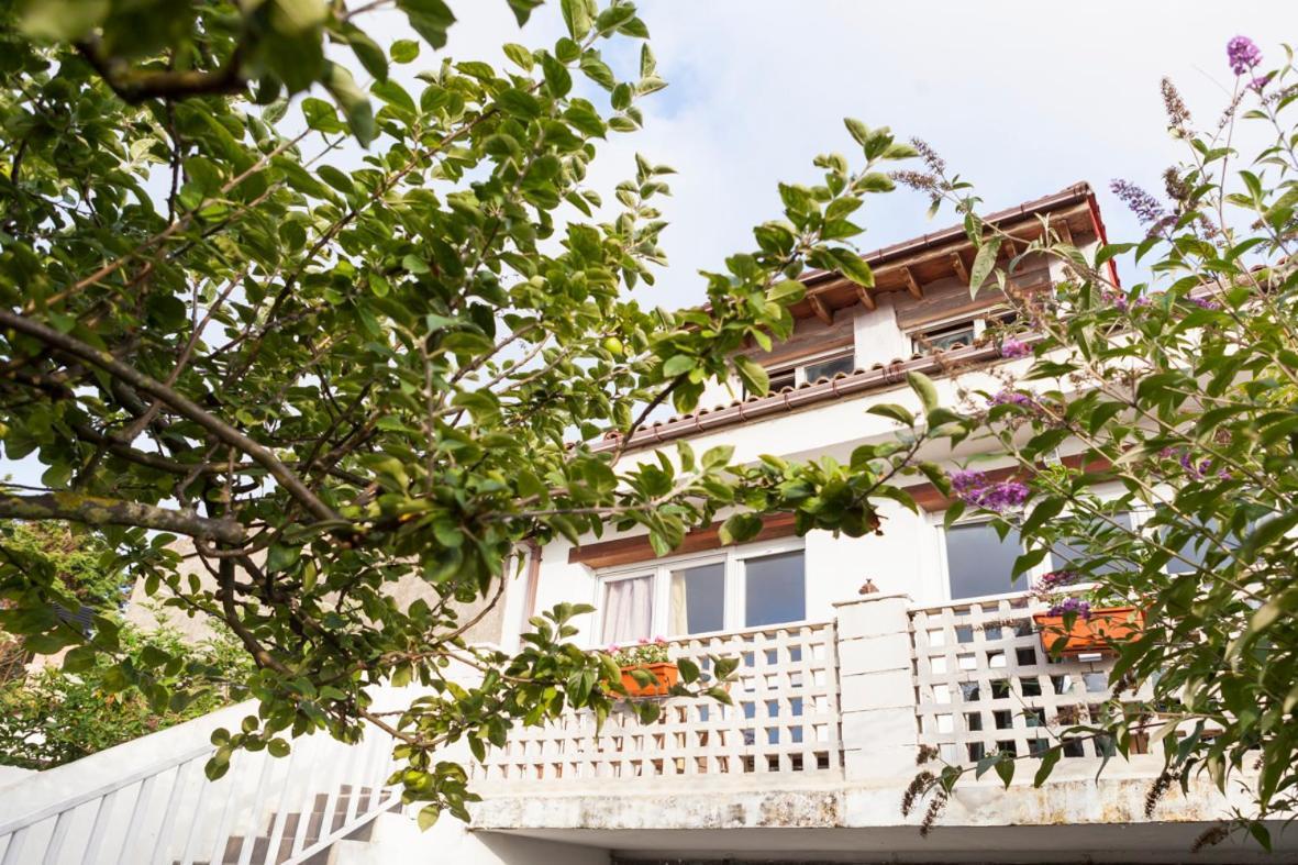 Habitaciones Estrella Del Norte ซานตานเดร์ ภายนอก รูปภาพ