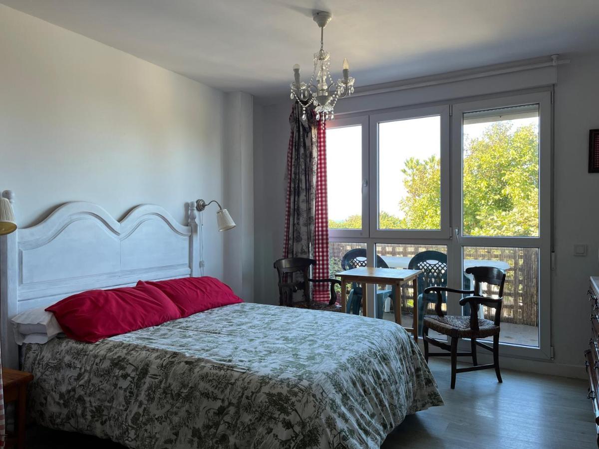 Habitaciones Estrella Del Norte ซานตานเดร์ ภายนอก รูปภาพ