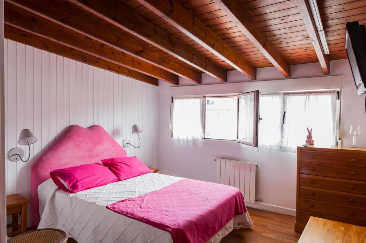 Habitaciones Estrella Del Norte ซานตานเดร์ ภายนอก รูปภาพ